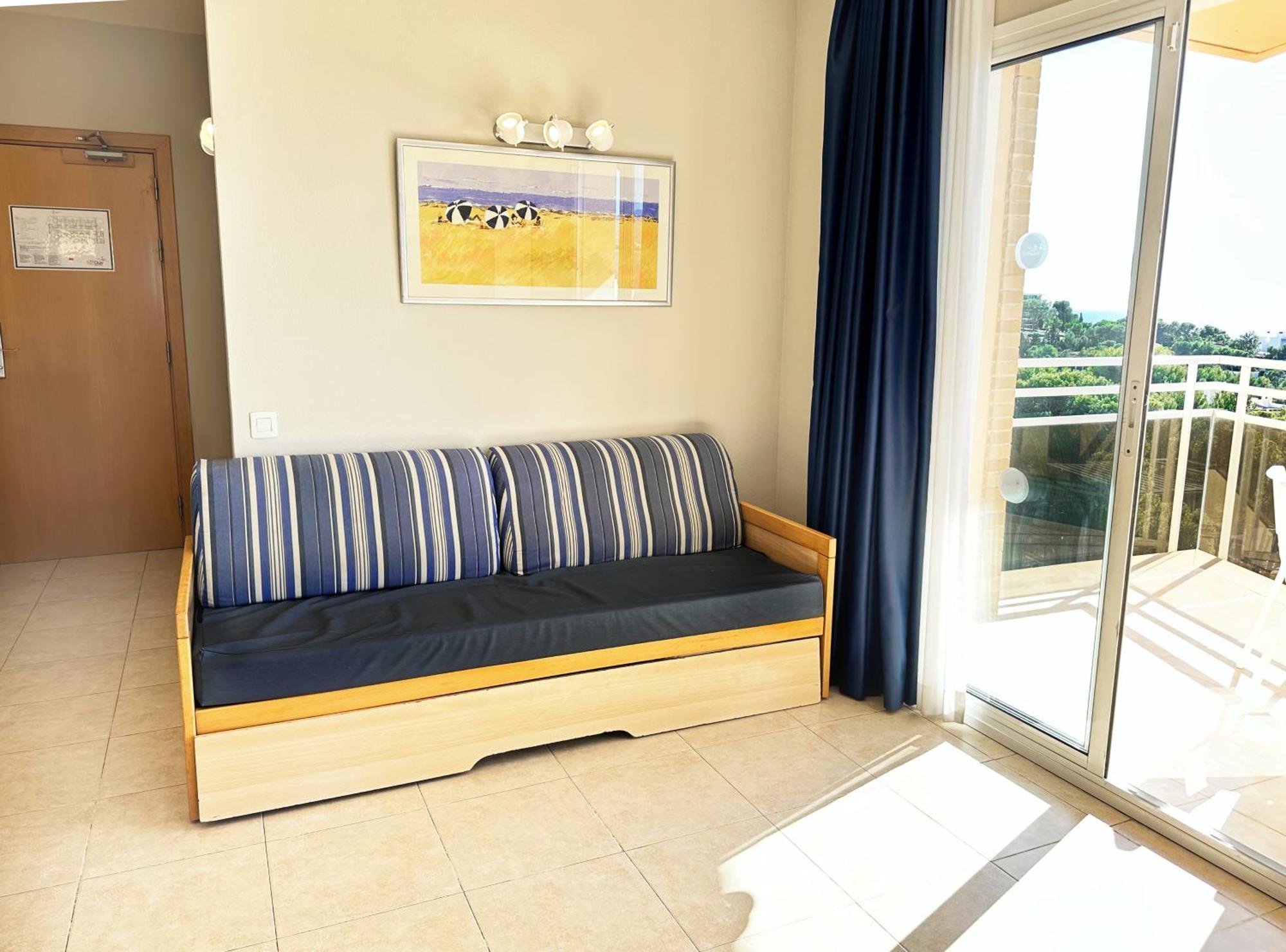 Aparthotel Sunclub Salou Pokoj fotografie